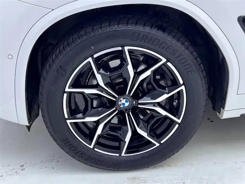 2022 BMW X4 xDrive 25i M Sport Package — миниатюра 12