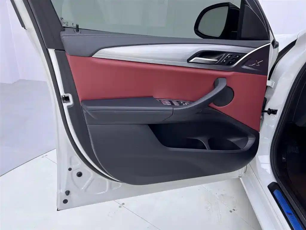 2022 BMW X4 xDrive 25i M Sport Package — миниатюра 17