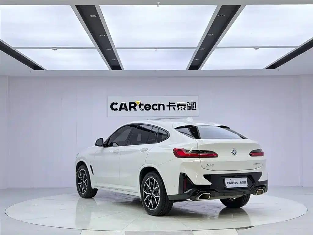 2022 BMW X4 xDrive 25i M Sport Package — миниатюра 3