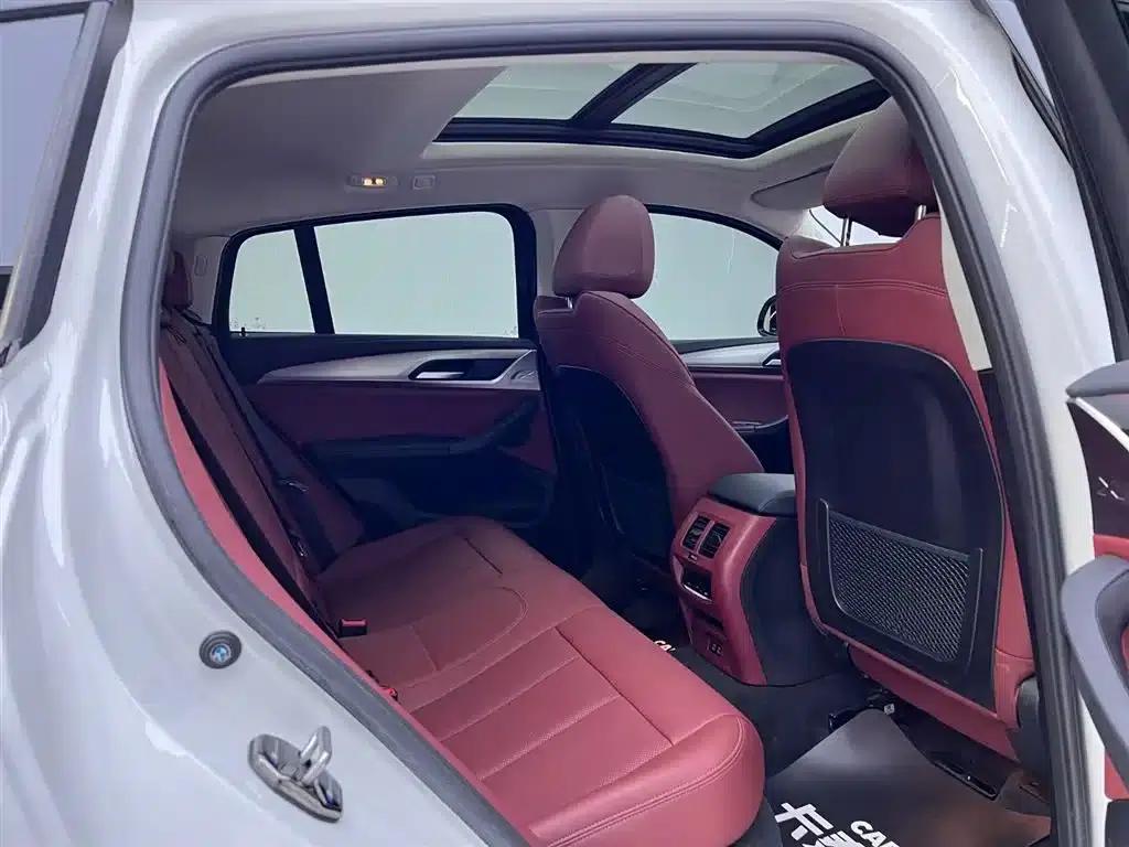 2022 BMW X4 xDrive 25i M Sport Package — миниатюра 21