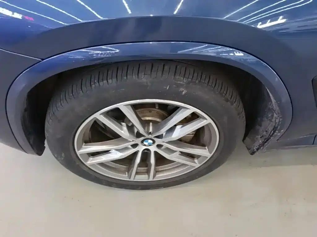 2019 BMW X4 xDrive25i M Sport Package — миниатюра 23