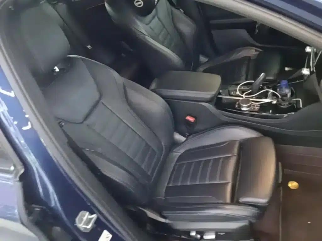 2019 BMW X4 xDrive25i M Sport Package — миниатюра 25