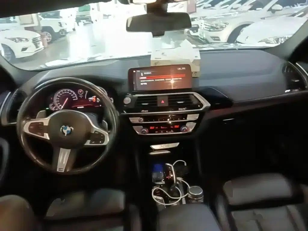 2019 BMW X4 xDrive25i M Sport Package — миниатюра 10