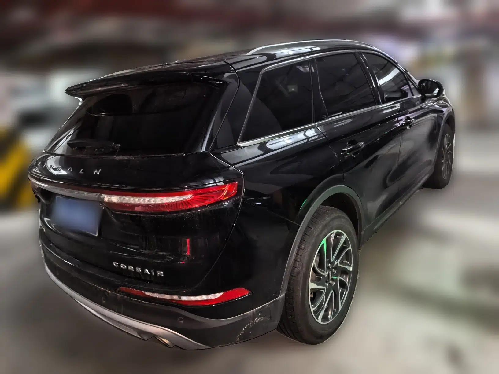 Lincoln Corsair 2022 2.0T Two-Wheel Drive Deluxe Edition — миниатюра 6