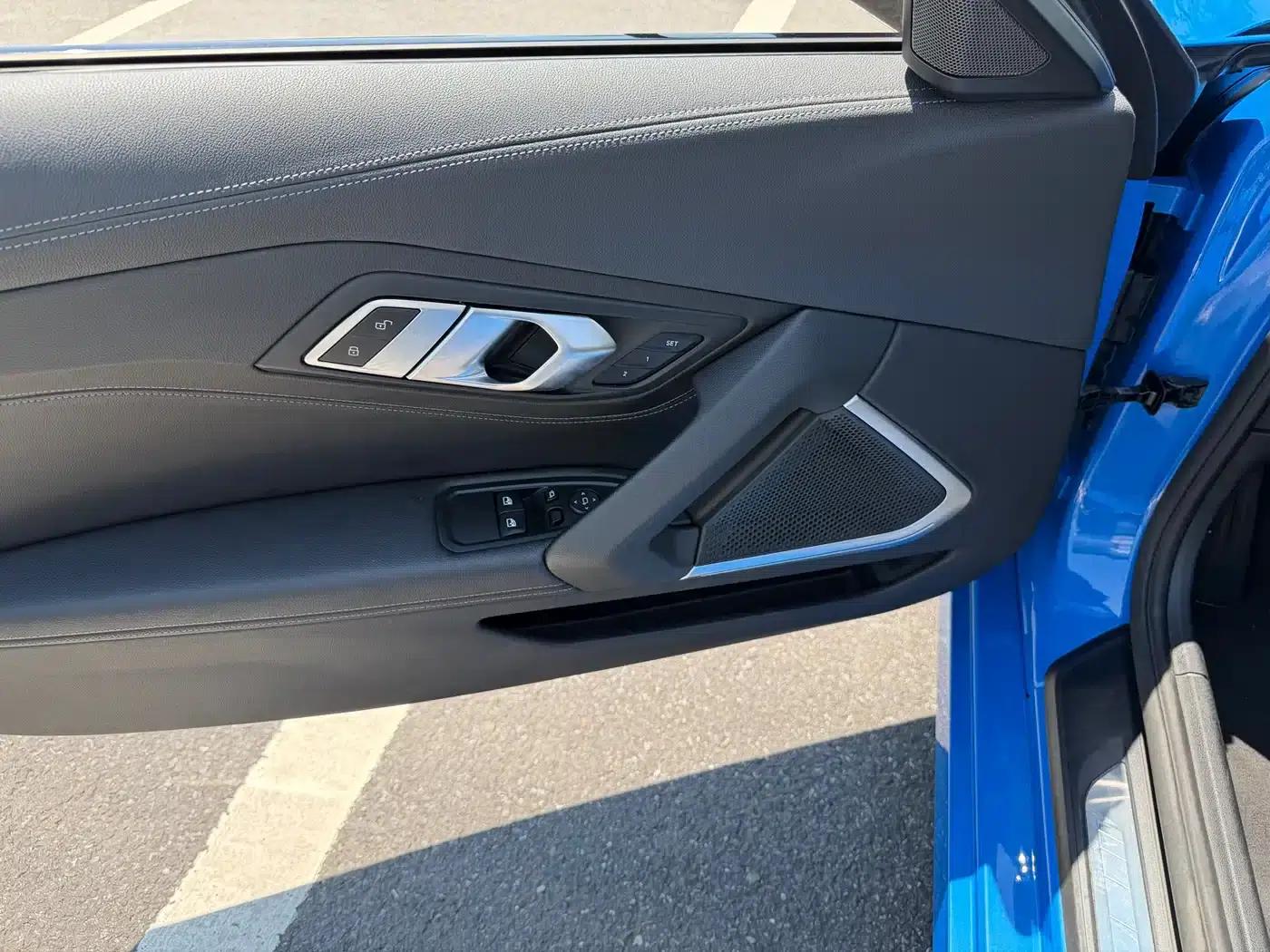 BMW Z4 2023 sDrive 25i M Sport Shadow Edition — миниатюра 4