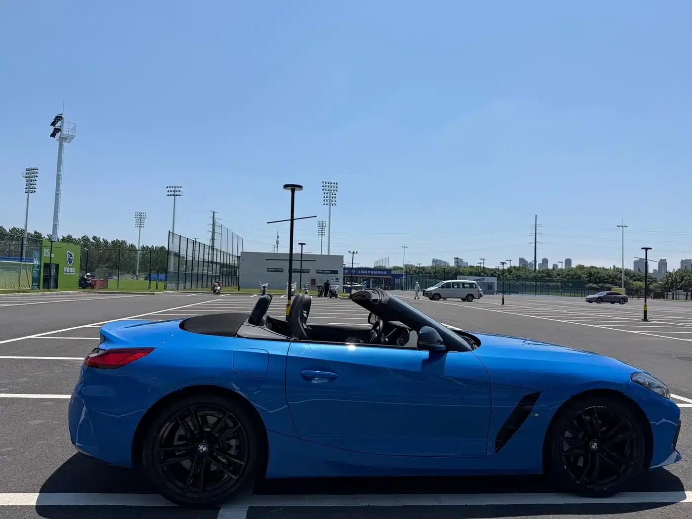 BMW Z4 2023 sDrive 25i M Sport Shadow Edition — миниатюра 8