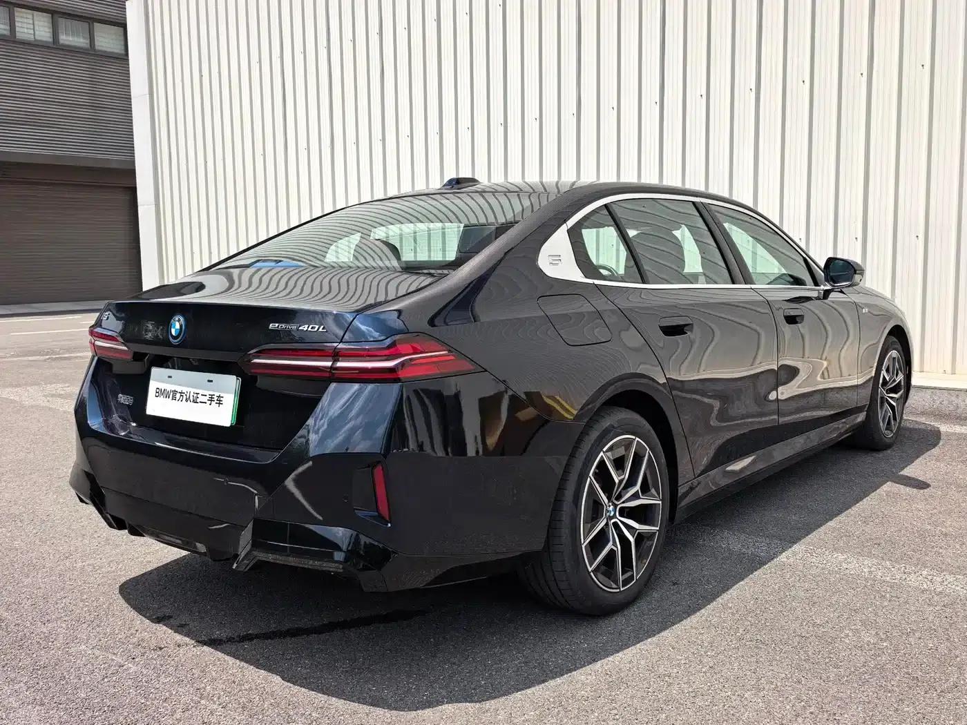 BMW i5 2025 eDrive 40L M Sport Package — миниатюра 9