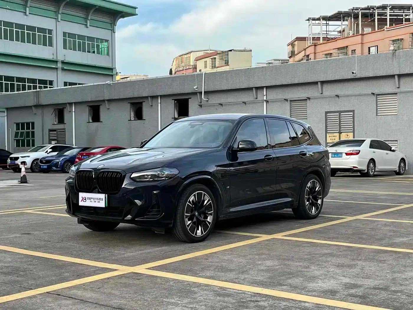 BMW iX3 2022 Facelift - Pioneer Edition — миниатюра 1