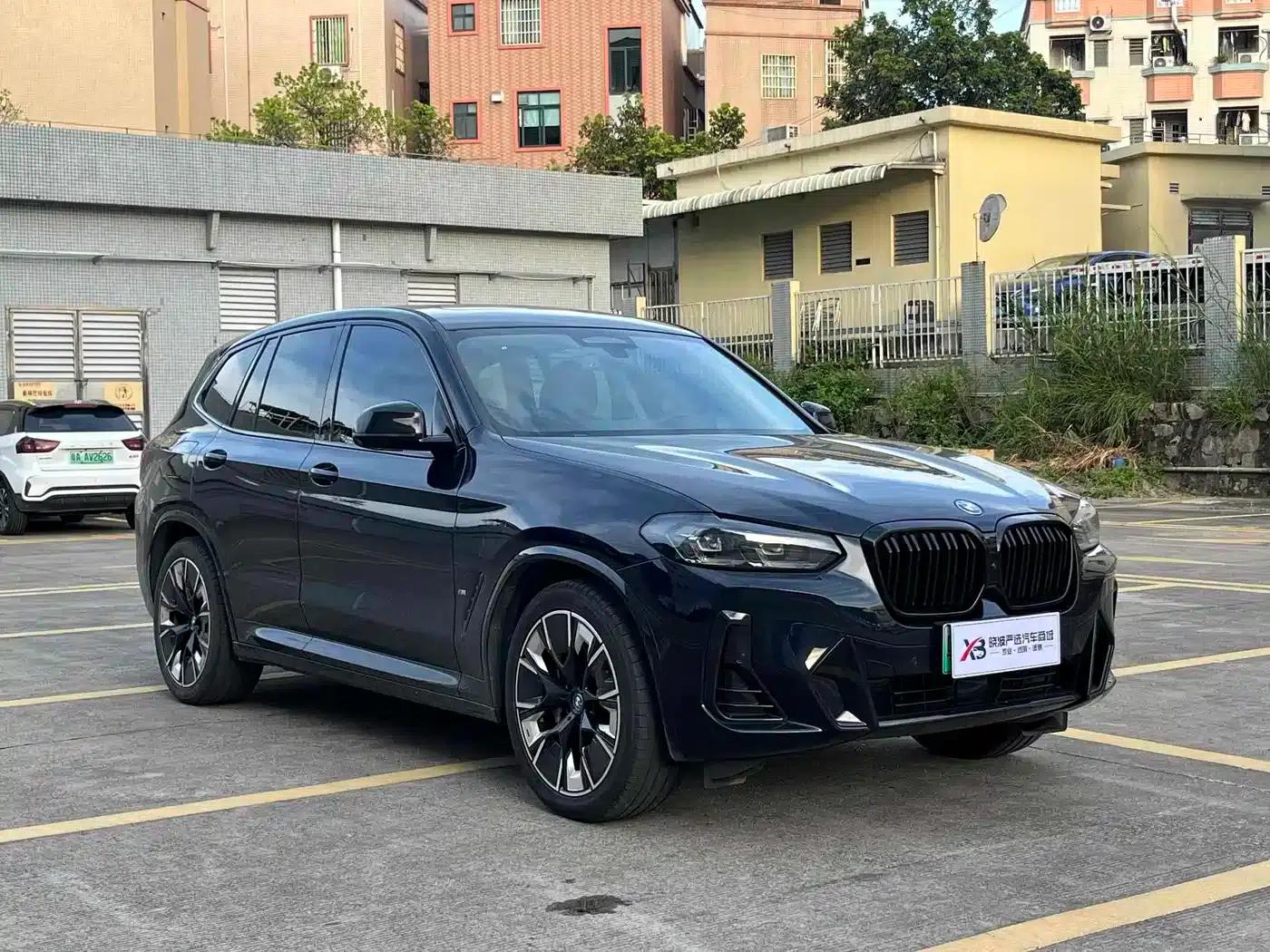 BMW iX3 2022 Facelift - Pioneer Edition — миниатюра 3