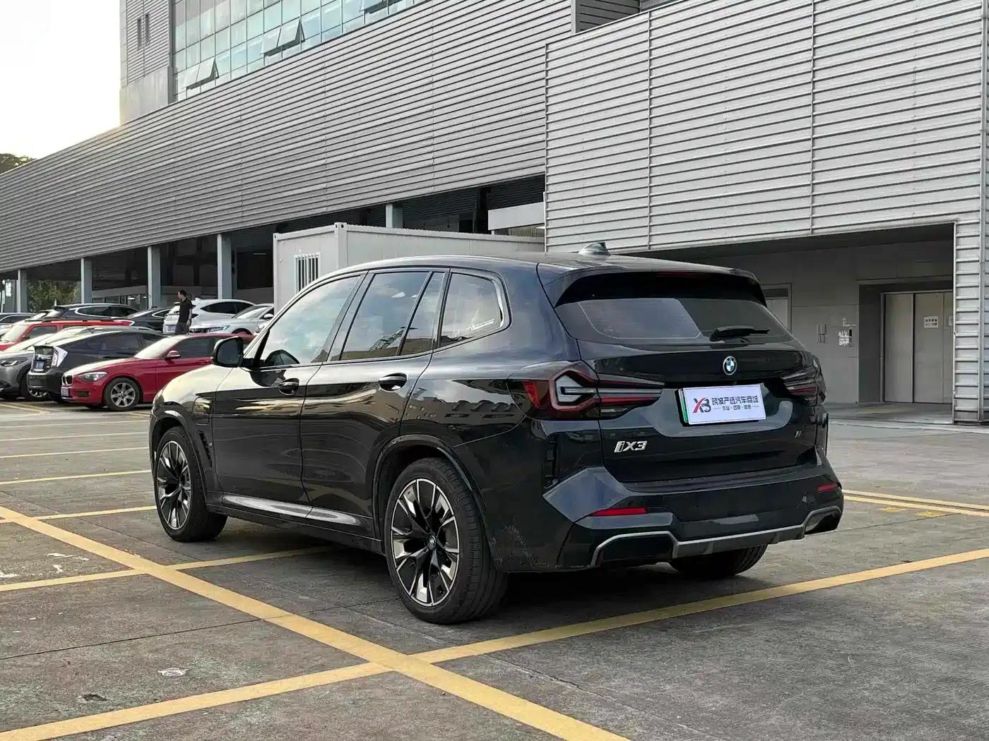 BMW iX3 2022 Facelift - Pioneer Edition — миниатюра 5