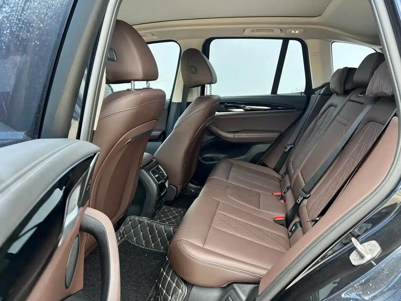 BMW iX3 2022 Leading Edition — миниатюра 7