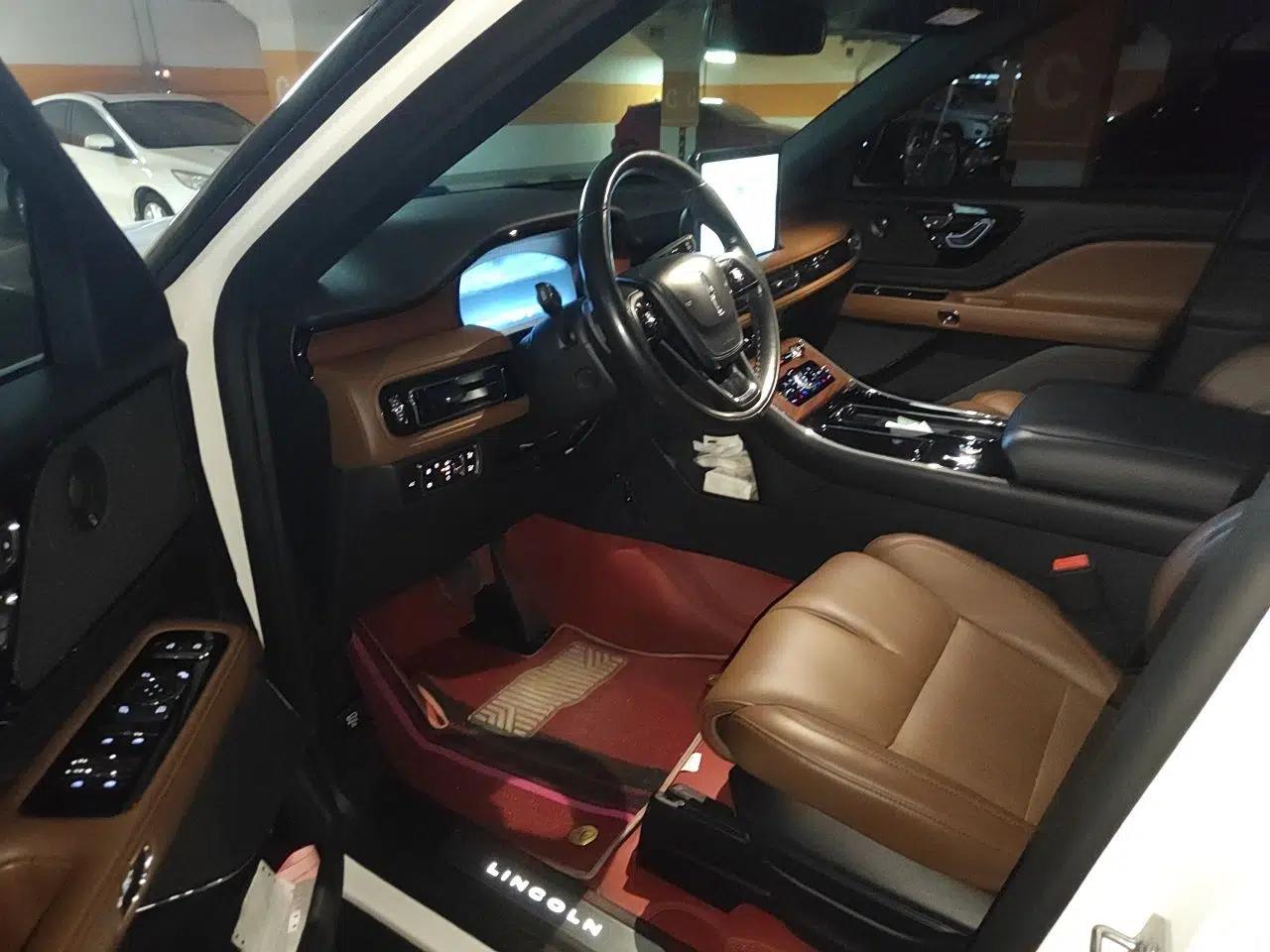 Lincoln Aviator 2022 3.0T V6 Four-Wheel Drive Luxury Edition — миниатюра 16