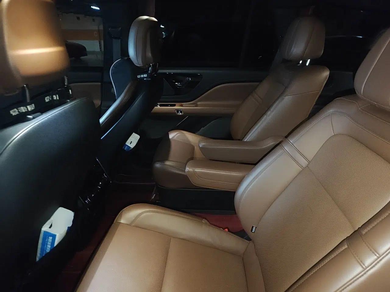 Lincoln Aviator 2022 3.0T V6 Four-Wheel Drive Luxury Edition — миниатюра 17
