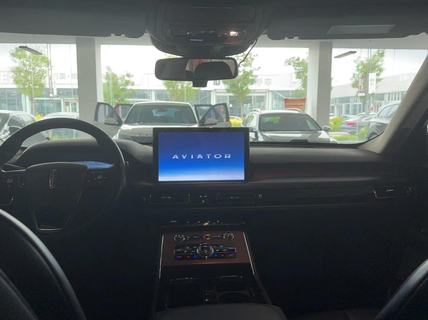 Lincoln Aviator 2020 3.0T V6 Four-Wheel Drive Premium Edition — миниатюра 14
