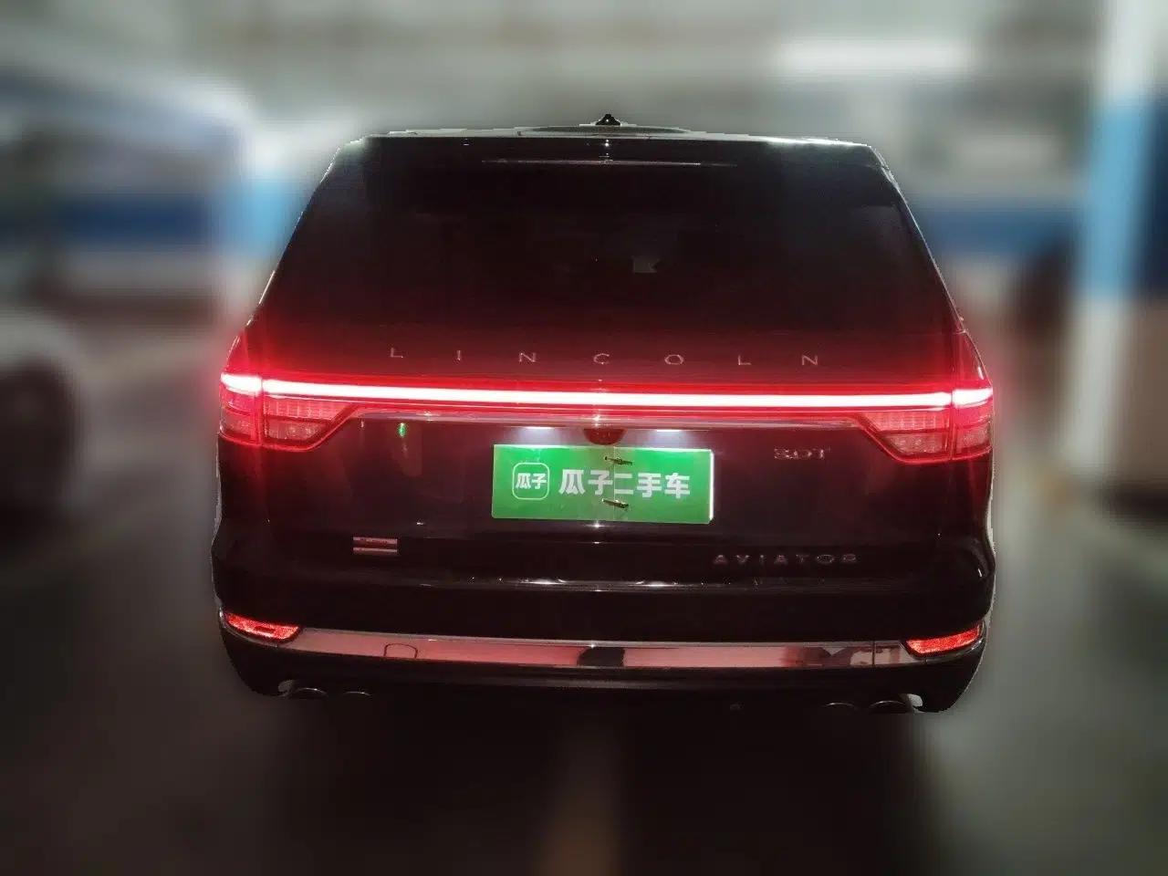 Lincoln Aviator 2021 3.0T V6 All-Wheel-Drive Executive Edition — миниатюра 5