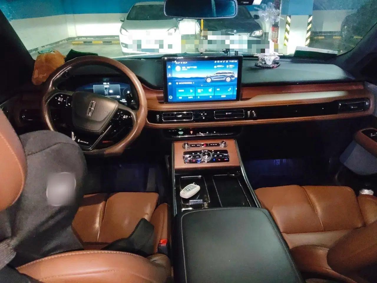 Lincoln Aviator 2021 3.0T V6 All-Wheel-Drive Executive Edition — миниатюра 9