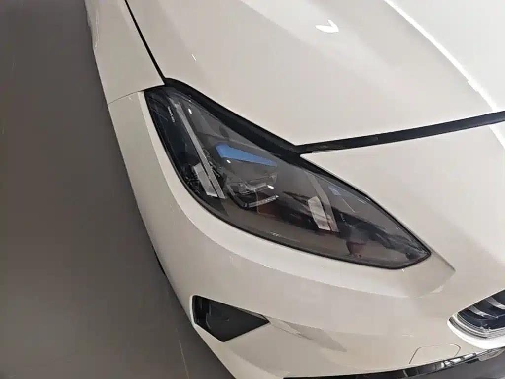 2025 BMW 2 Series 225L M Sport Shadow Edition — миниатюра 13