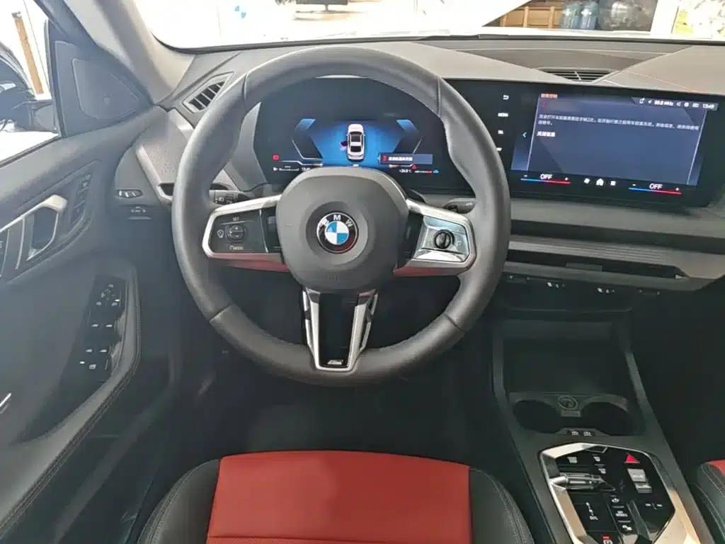 2025 BMW 2 Series 225L M Sport Shadow Edition — миниатюра 17