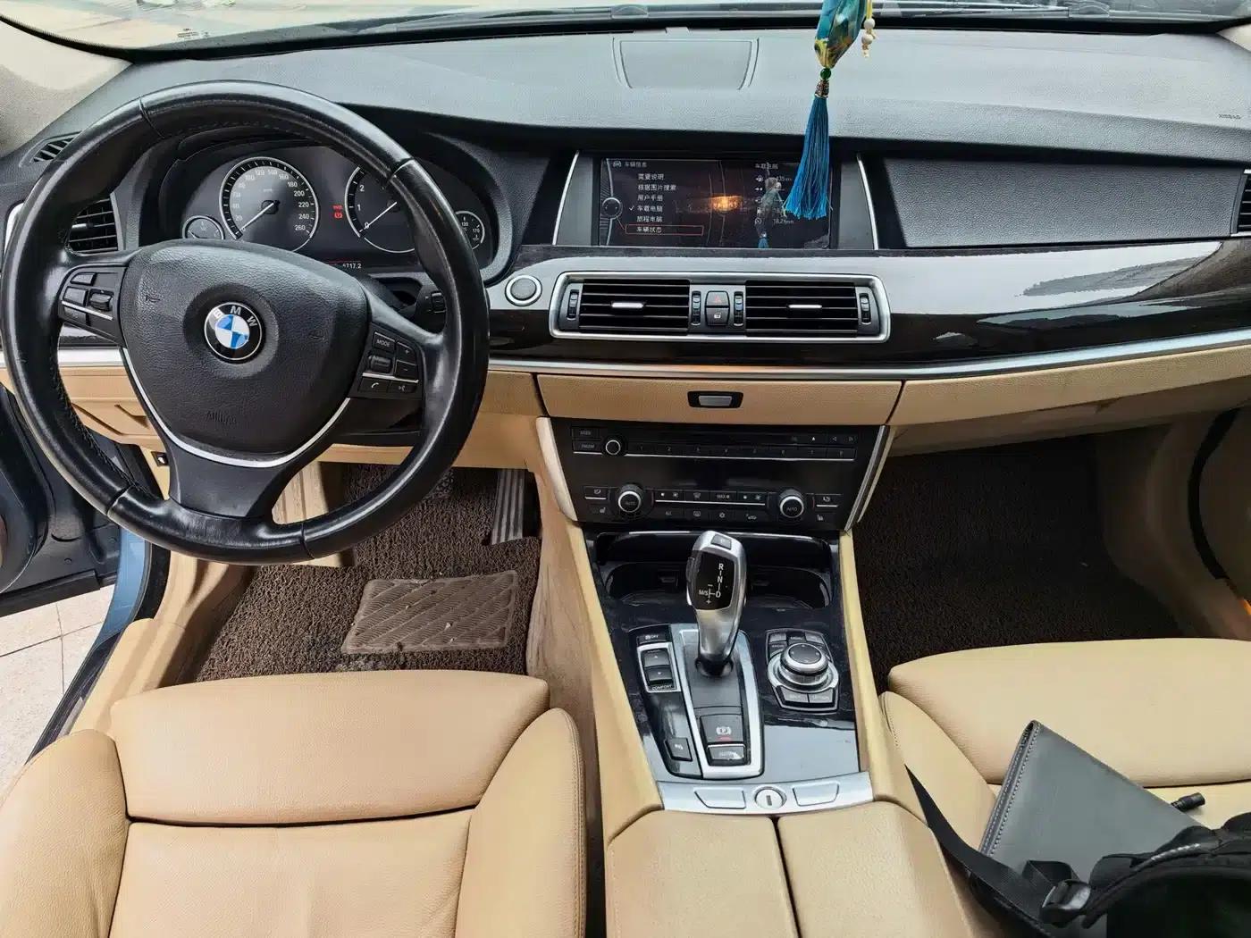 2011 BMW 5 Series GT 535i Elegant Edition — миниатюра 8