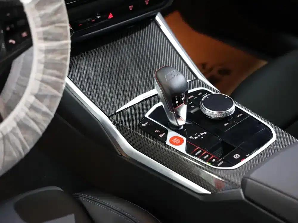 2023 BMW M2 — миниатюра 8