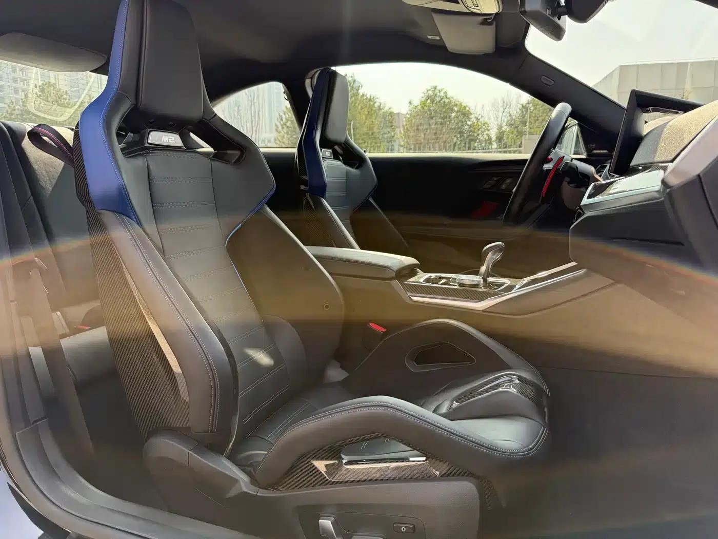 2023 BMW M2 — миниатюра 11