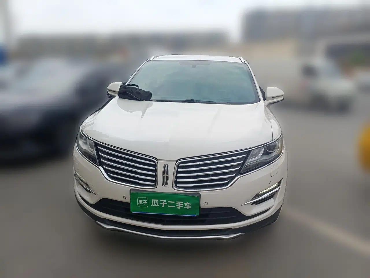 Lincoln MKC 2017 2.0T Four-Wheel Drive Zunya Edition — миниатюра 2