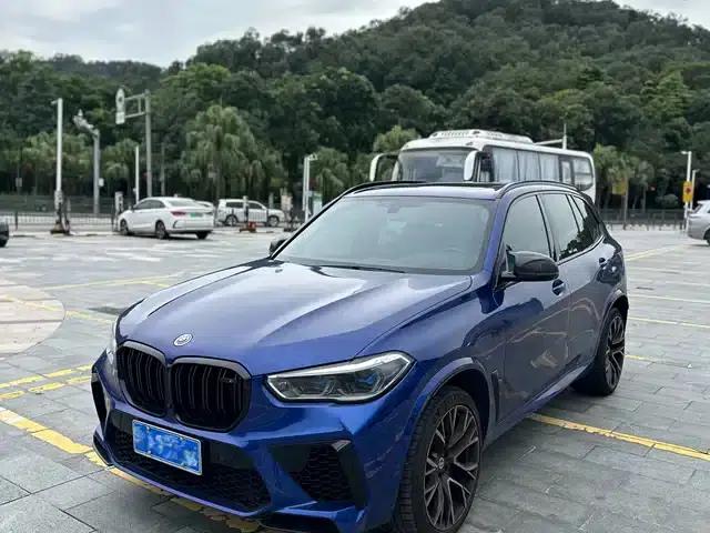 2022 BMW X5 M