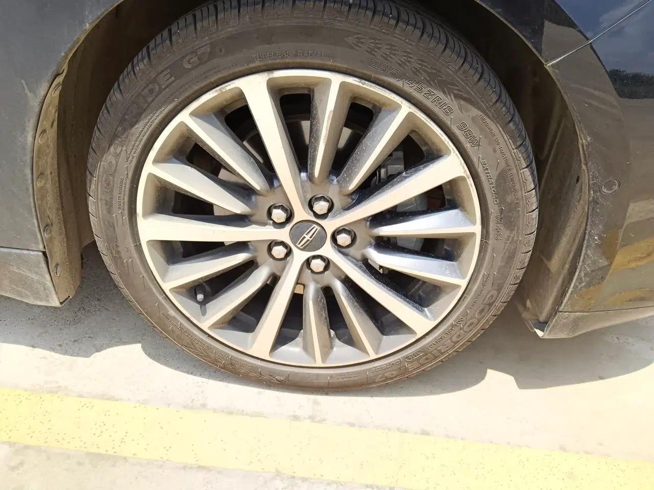 Lincoln MKZ 2018 2.0T Luxury Edition — миниатюра 8