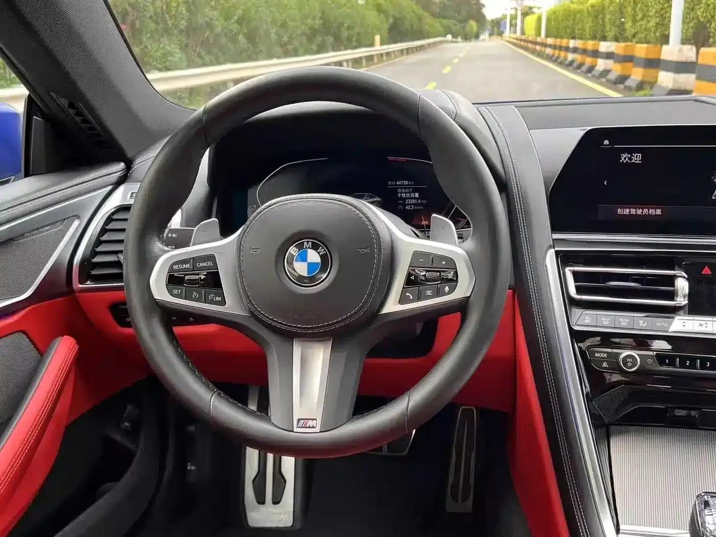 2021 BMW 8 Series Facelift 840i Coupe M Sport Package — миниатюра 17