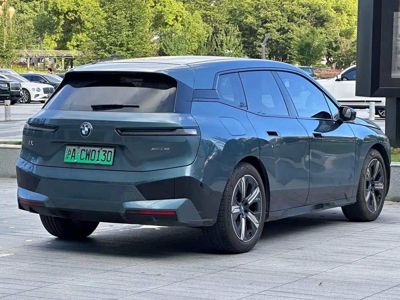 BMW iX 2022 xDrive40 — миниатюра 18