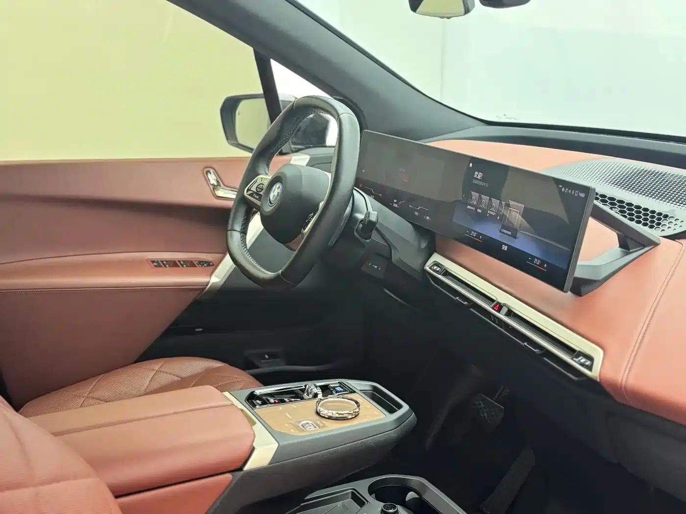 BMW iX 2022 xDrive40 — миниатюра 15