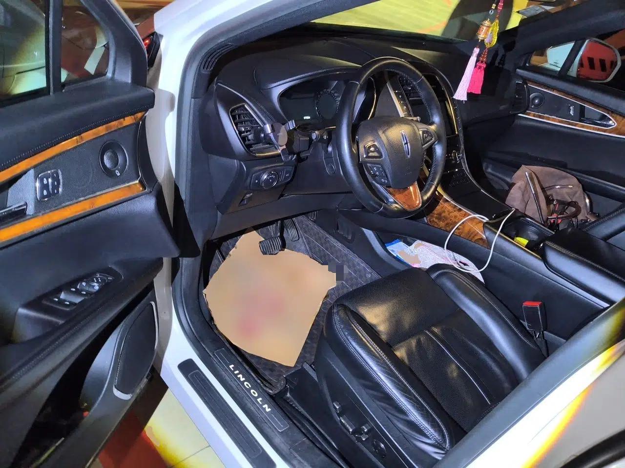 Lincoln MKX 2015 2.7T Four-Wheel Drive Prestige Edition — миниатюра 16