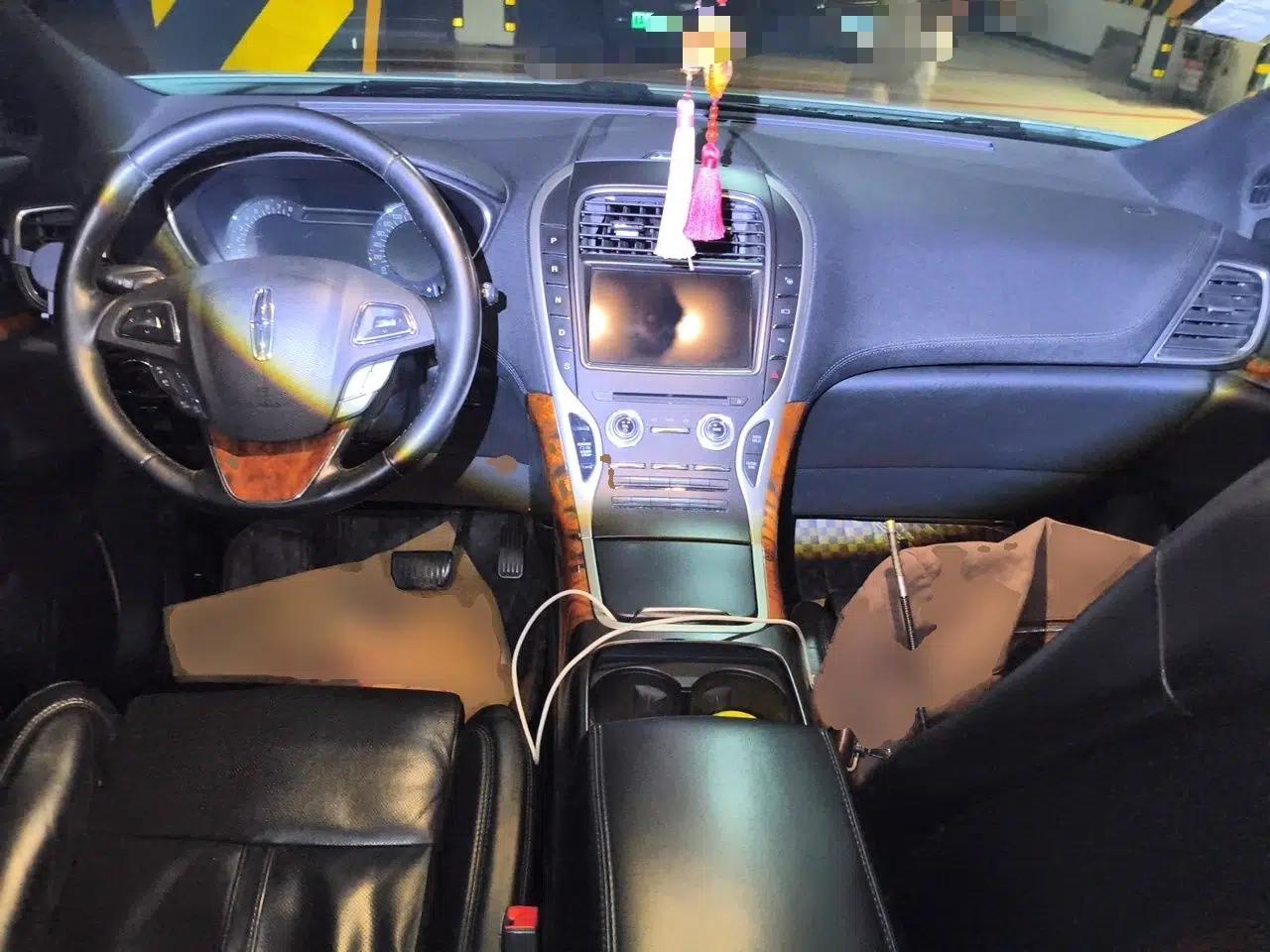 Lincoln MKX 2015 2.7T Four-Wheel Drive Prestige Edition — миниатюра 9