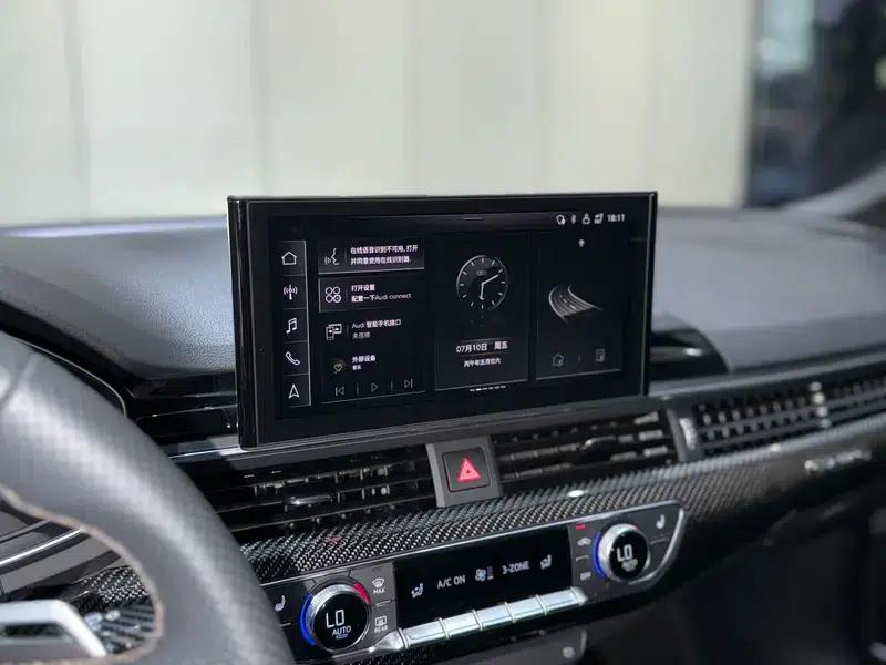 Audi RS 5 2023 2.9T Sportback Dark Gold Edition — миниатюра 7
