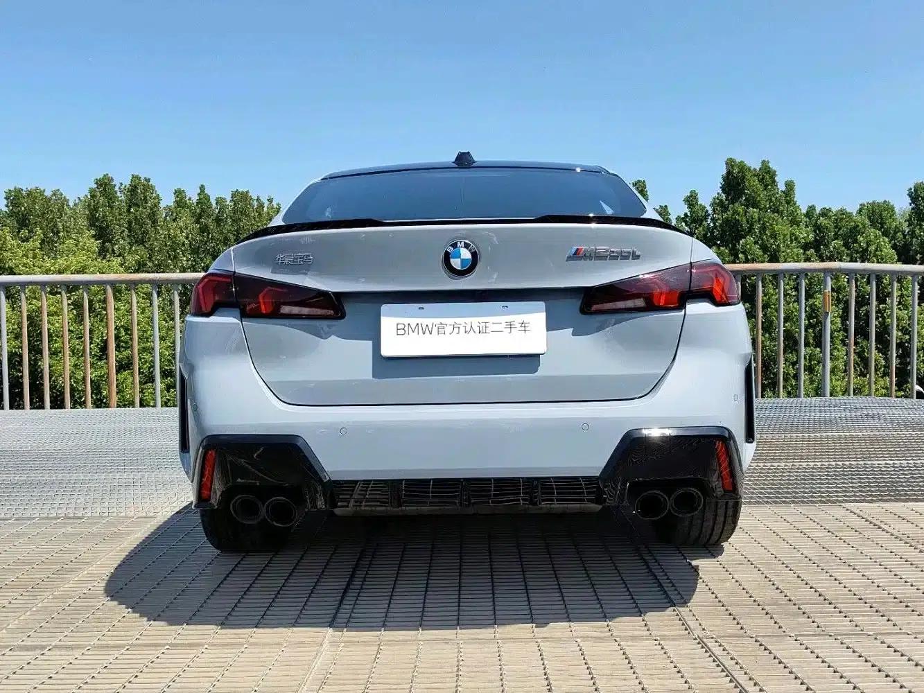 2025 BMW M235L — миниатюра 3