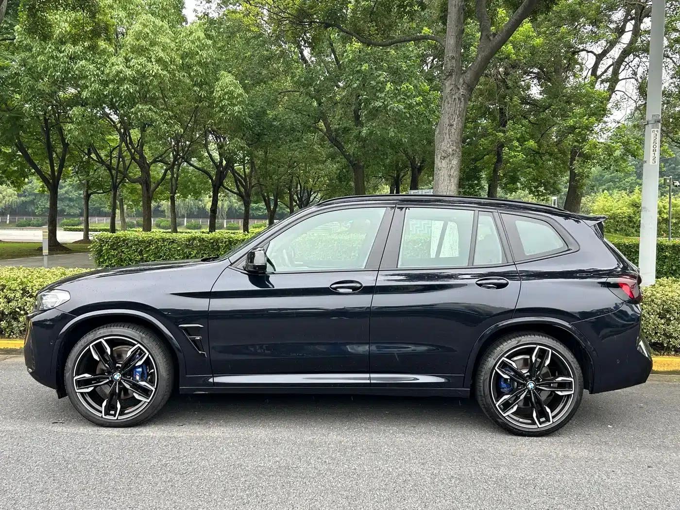 2022 BMW X3 M40i — миниатюра 3