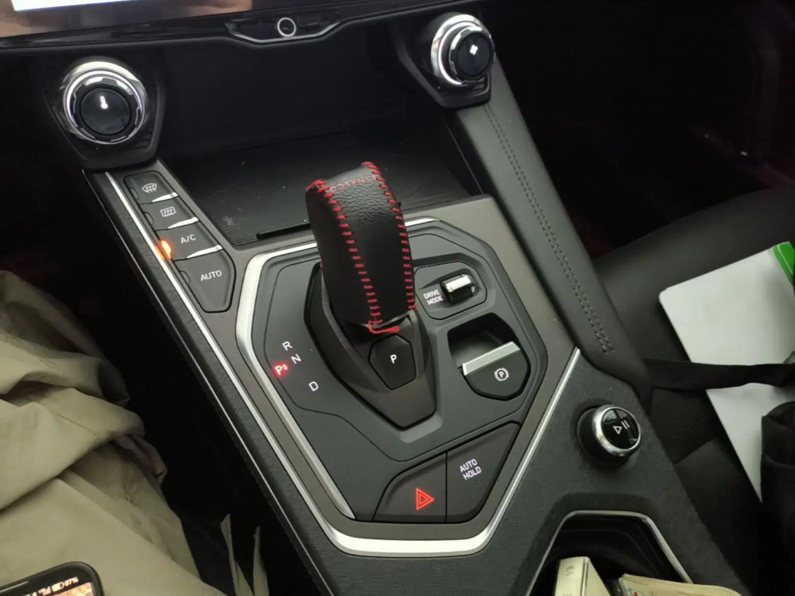 Lynk & Co 01 2021 2.0TD Two-Wheel-Drive Pro Trim — миниатюра 21