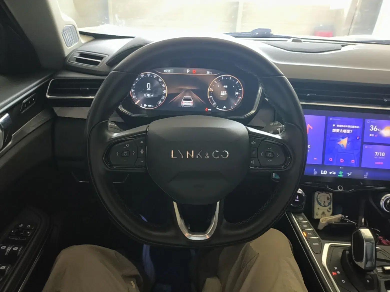 Lynk & Co 01 2021 2.0TD Two-Wheel-Drive Pro Trim — миниатюра 18