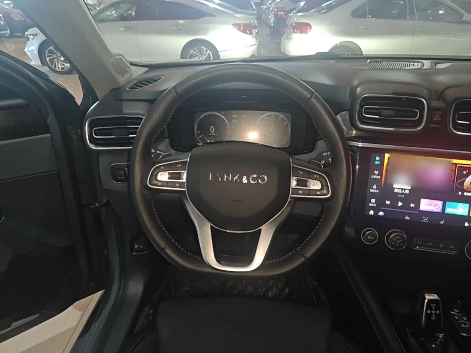 Lynk & Co 02 2019 1.5T DCT Two-Wheel Drive Pro Edition China VI Standard — миниатюра 13