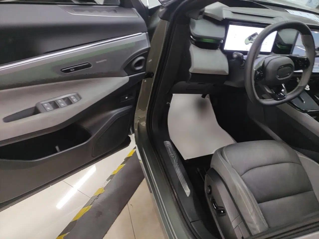 Lynk & Co 08 EM-P 2023 220km All-Wheel-Drive Performance Halo — миниатюра 18