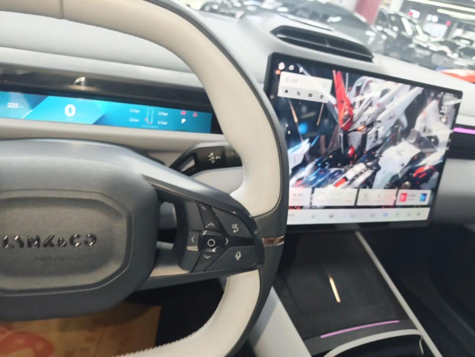 Lynk & Co Z10 2025 95 kWh 702 km All-Wheel Drive Intelligent Driving Ultra — миниатюра 16