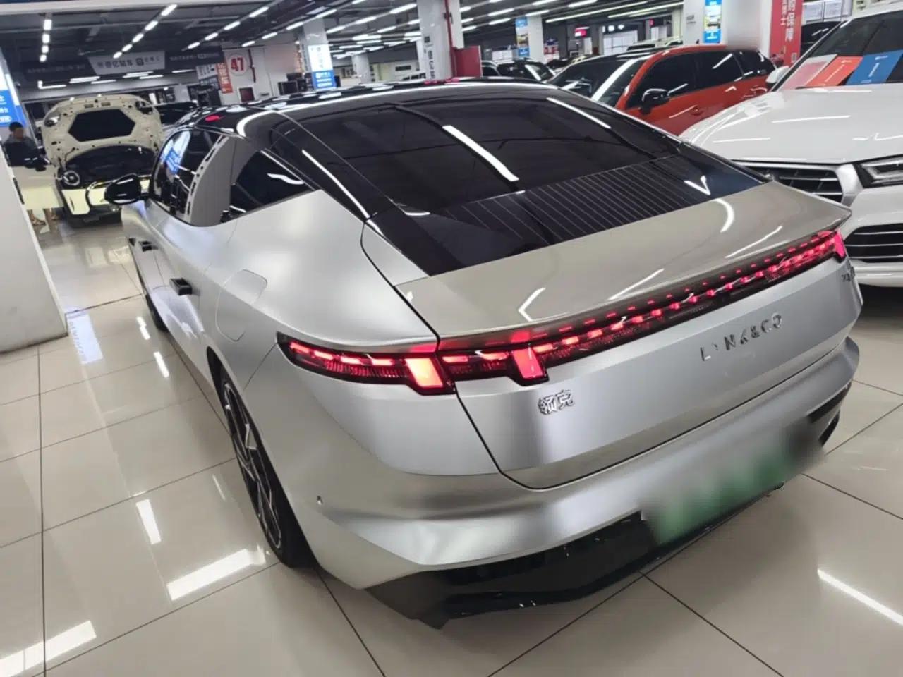 Lynk & Co Z10 2025 95 kWh 702 km All-Wheel Drive Intelligent Driving Ultra — миниатюра 4
