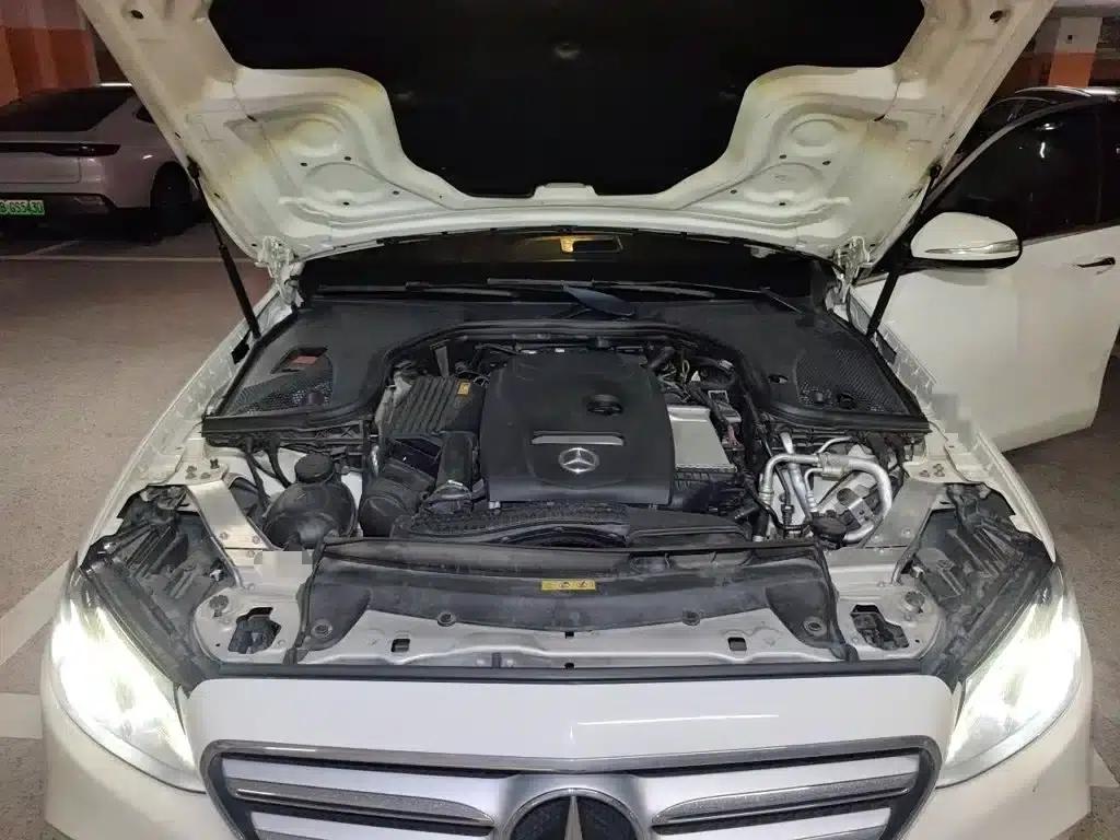 Mercedes-Benz E-Class 2019 E 200 L Sport — миниатюра 21