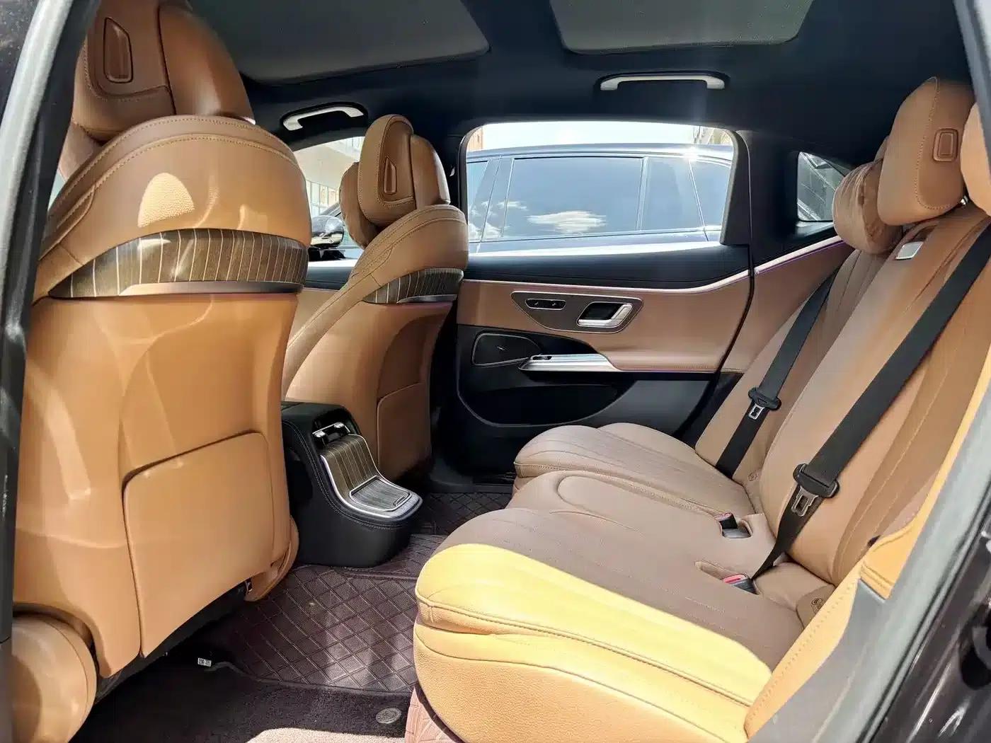 Mercedes-Benz E-Class 2025 E 300 L Fashion Edition — миниатюра 18