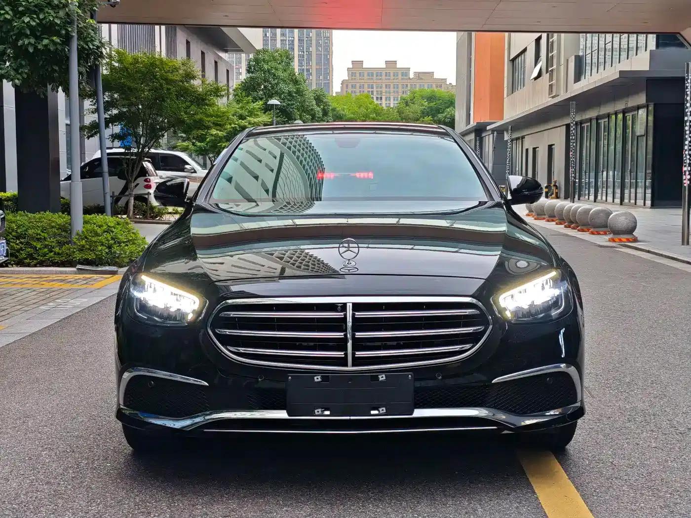 2021 Mercedes-Benz E-Class E 300 L Luxury — миниатюра 2