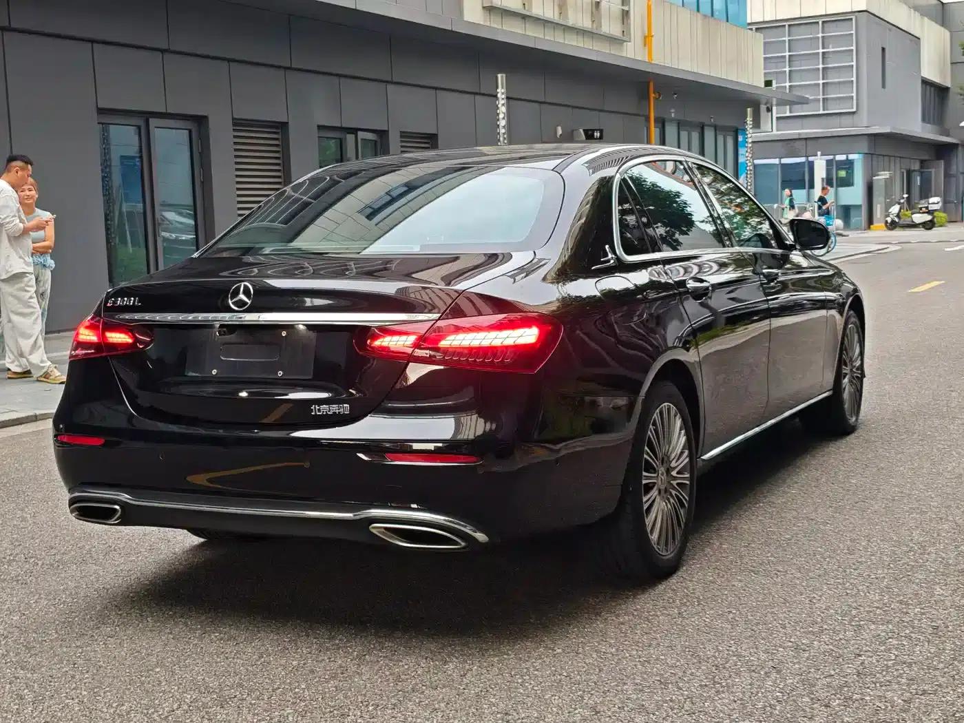 2021 Mercedes-Benz E-Class E 300 L Luxury — миниатюра 20