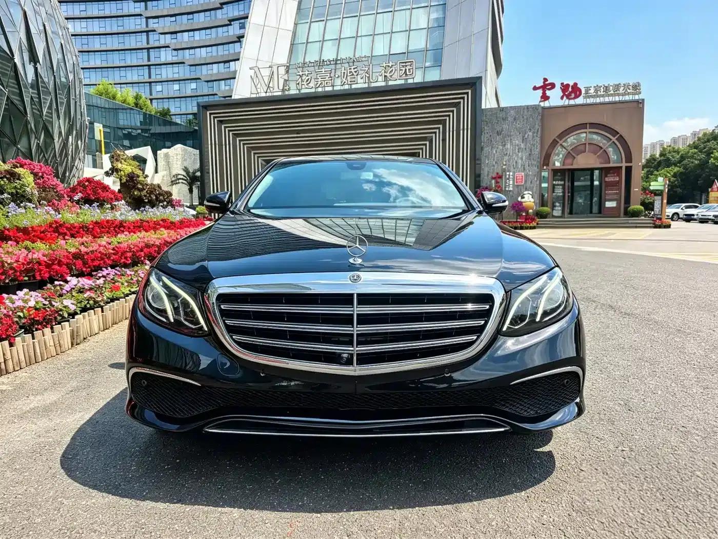 Mercedes-Benz E-Class 2019 Facelift E 300 L Sport Style — миниатюра 2