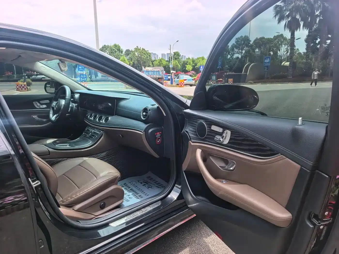 Mercedes-Benz E-Class 2019 Facelift E 300 L Sport Style — миниатюра 11