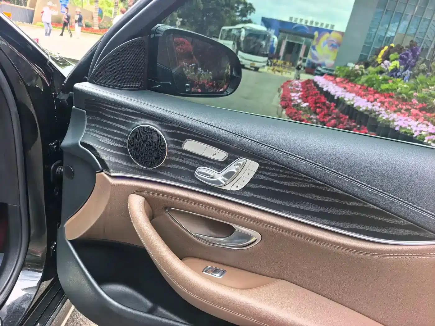 Mercedes-Benz E-Class 2019 Facelift E 300 L Sport Style — миниатюра 16