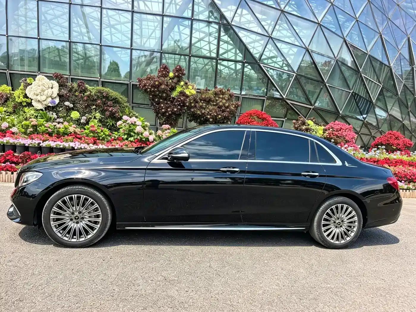 Mercedes-Benz E-Class 2019 Facelift E 300 L Sport Style — миниатюра 3